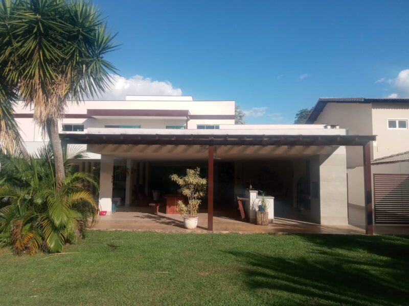 Estruras fixas e móveis revestidas em policarbonato - Image 23